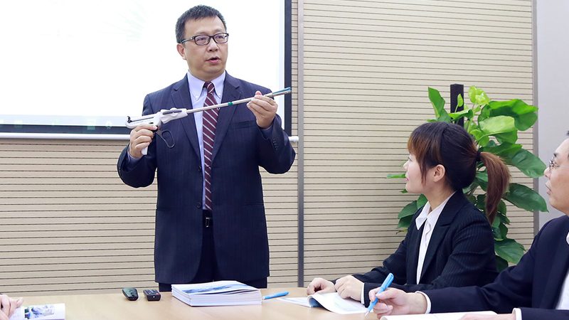 面授与网课：心理咨询师资格认证培训的两种学习方式有何区别？**