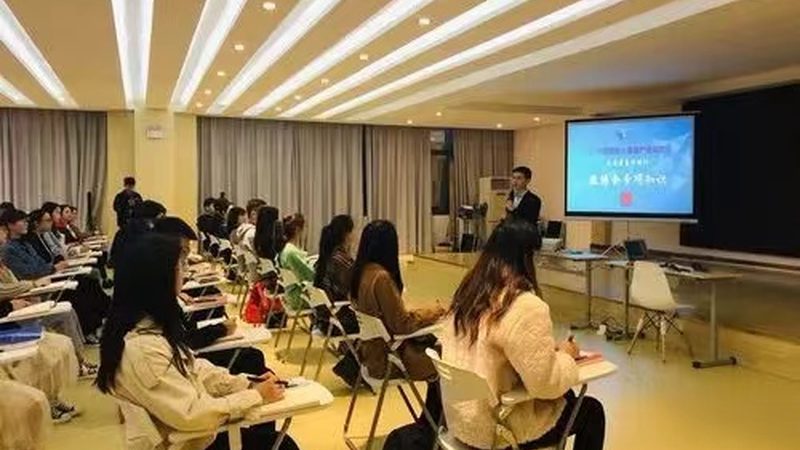 心理咨询师培训督导实习：揭秘实习安排与价格因素**